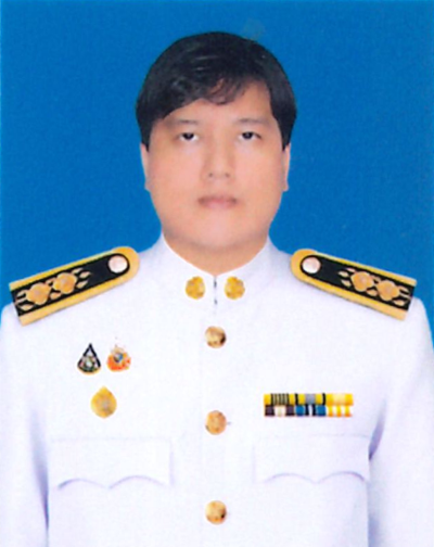 นายวรพันธุ์ เนียมเที่ยง