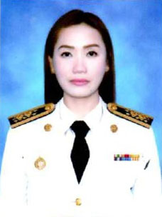 นางสาววัลย์นภัสร์  ใหม่รุ่งโรจน์