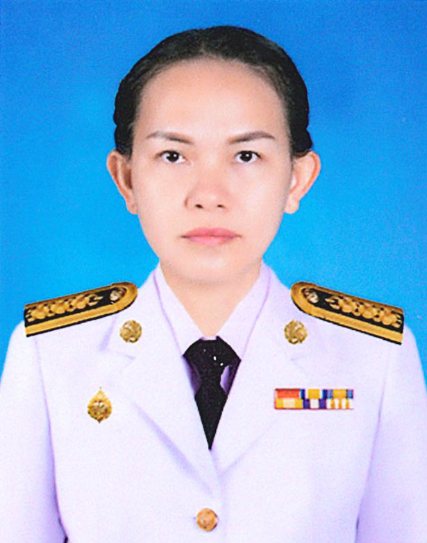 นางธัญลักษณ์ สีทอง