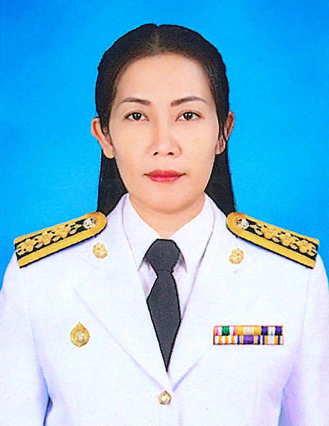 นางธนภร เพชรจันทร์