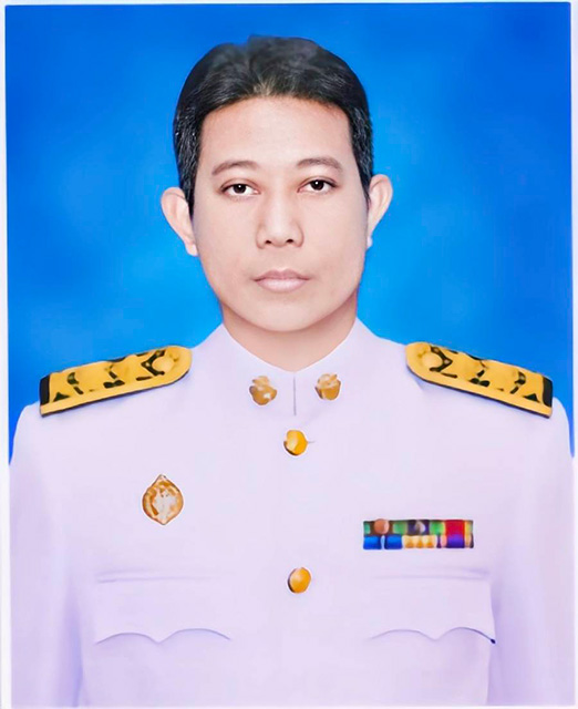 นายชาตรี ภาษี